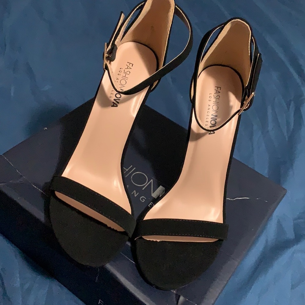 Fashion nova black heels